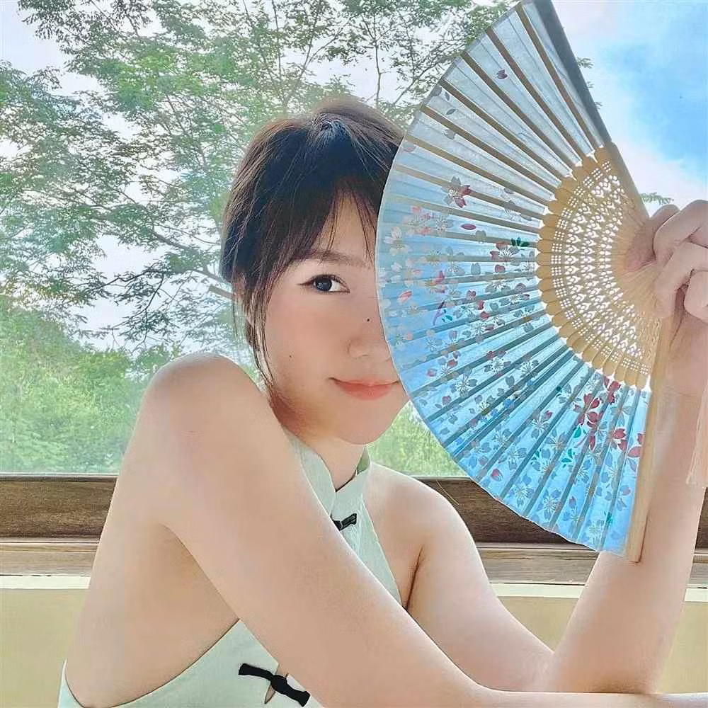 Ngay khi phát hiện bản thân bị bệnh, Diễm My ã cố gắng vực dậy tinh thần, phối hợp với các bác sĩ, thực hiện theo phác đồ điều trị.