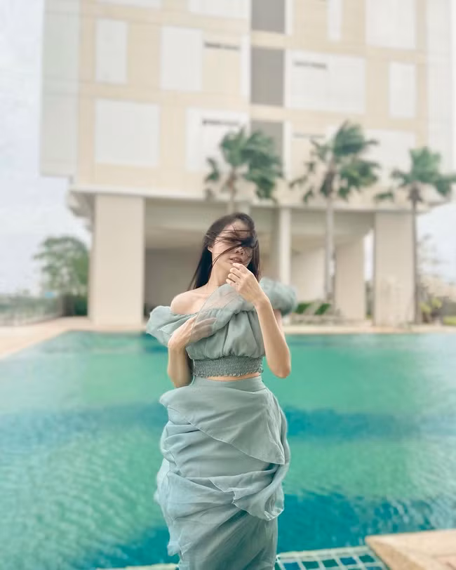 Thường xuyên tham gia những chuyến bay dài, giờ giấc làm việc không cố định nhưng Thu Thảo vẫn có bí quyết giữ gìn nhan sắc.