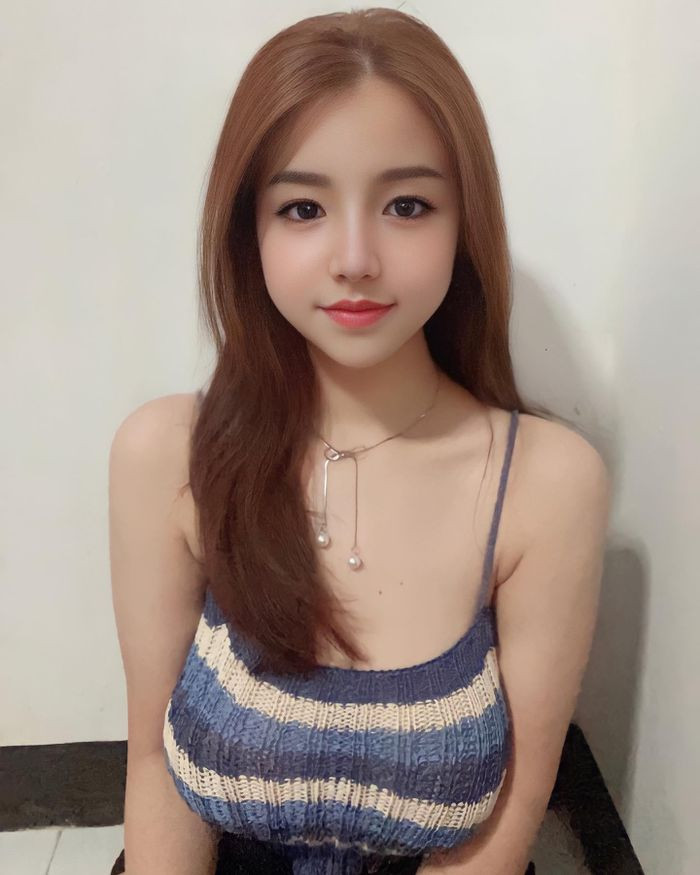 Đa số mọi người đều tán dương, ngưỡng mộ nhan sắc và dáng vóc nóng bỏng đỉnh cao của Nook Napa.