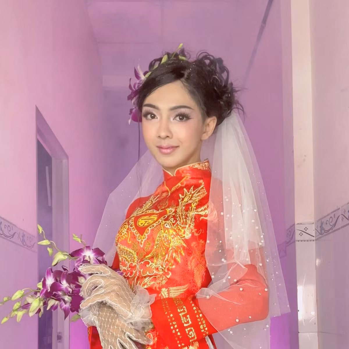 Trên nền tảng TikTok, xu hướng thực hiện những màn biến hình nhờ make up dần phổ biến.