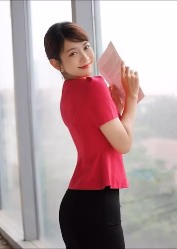 Với danh hiệu "Người đẹp nhân ái" tại cuộc thi Hoa hậu Thể thao Việt Nam 2022, Lê Bống liên tục có những hoạt động ý nghĩa giúp ích cho cộng đồng.