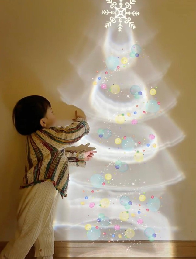 Chỉ cần lên đồ là có ngay ảnh sống ảo Xmas lung linh mà không cần đi đâu xa.