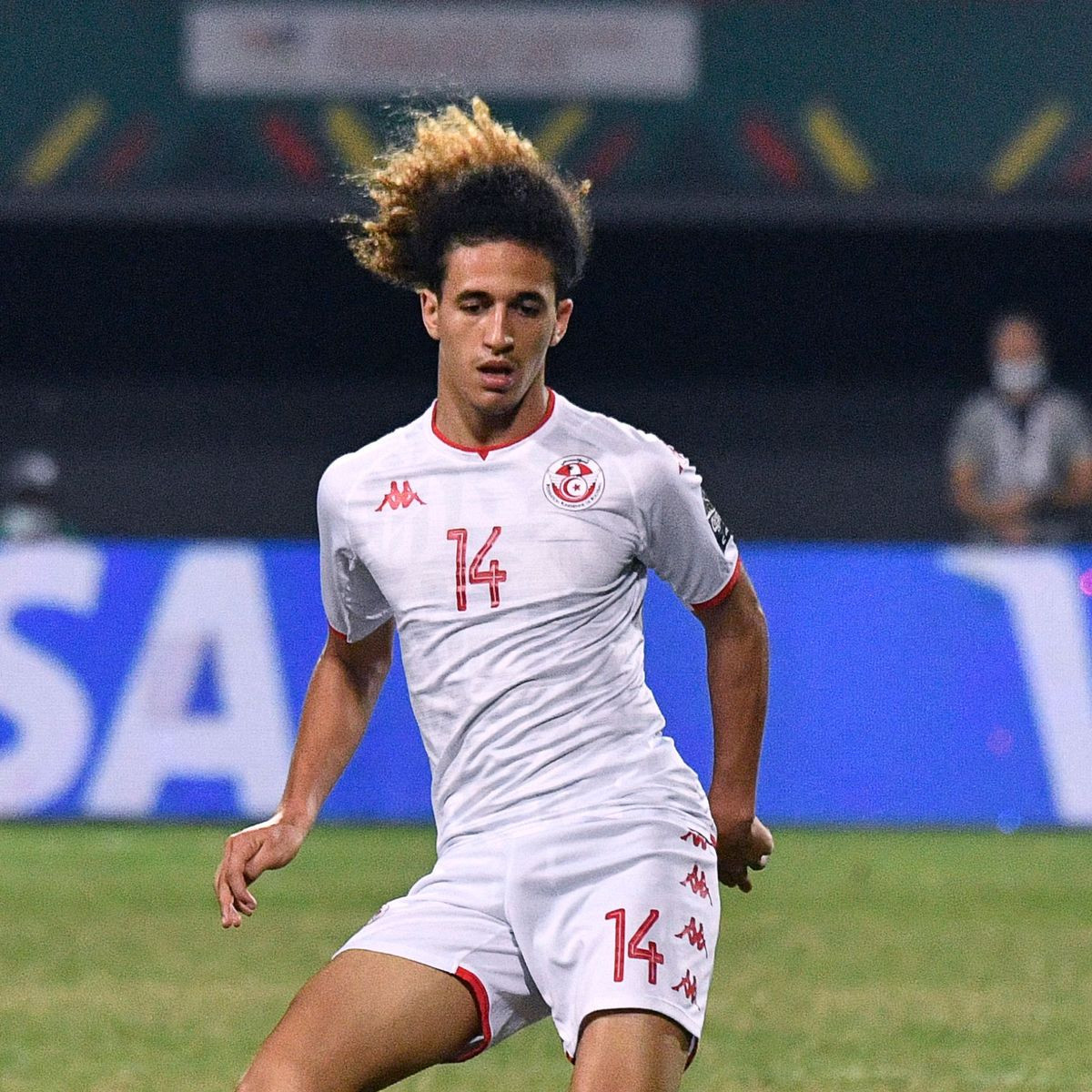 Tiền vệ sinh năm 2003 thi đấu khá tự tin và được xem là tương lai của Quỷ đỏ.