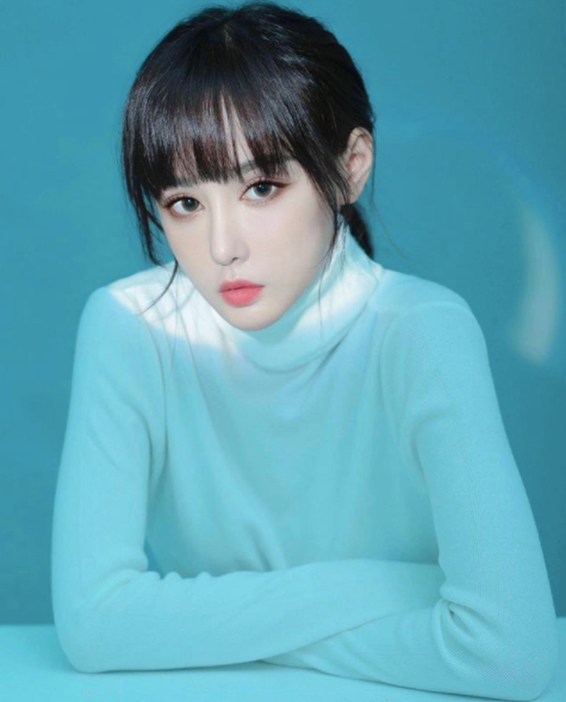 Được biết Bella hiện đang làm công việc thẩm định chuyên môn tại phòng lab của một trung tâm nha khoa thẩm mỹ.