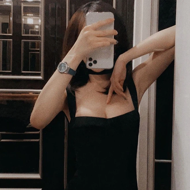 Sau khi đăng những đoạn tin nhắn trên, tình cũ Karik còn chia sẻ thêm "Lý do không có người yêu nổi" gây chú ý.