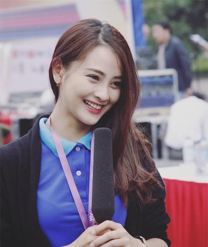 Với những ai yêu mến các chương trình trên VTV6 hẳn sẽ không xa lạ gì với nữ MC xinh đẹp là Mù Tạt.