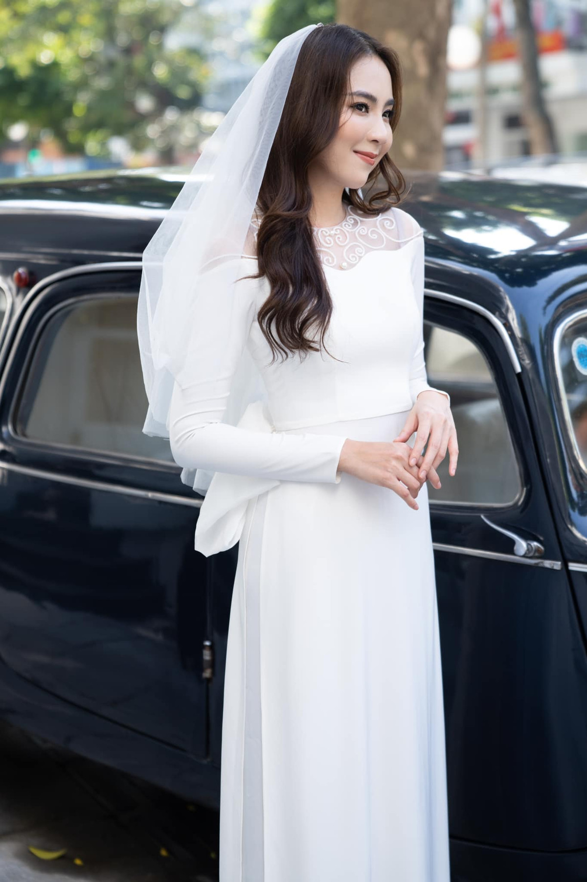 Đồng thời, Mai Ngọc khoe luôn cơ thể tăng cơ, giảm mỡ và ngày càng săn chắc khiến cô trở nên năng động và trẻ trung hơn nữa.