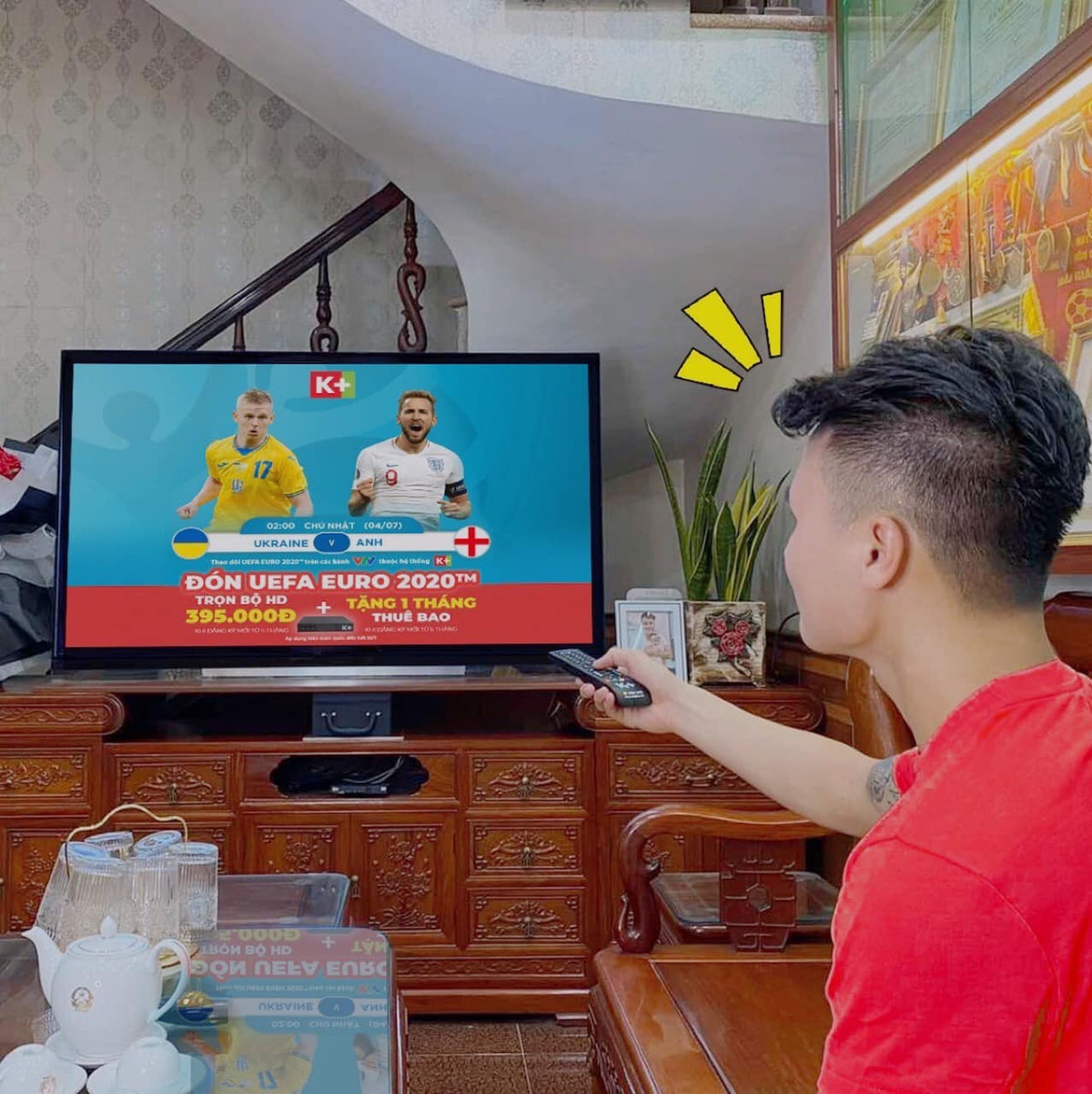 Bên cạnh ở bên gia đình, Quang Hải cũng dành thời gian để theo dõi những trận đấu ở VCK EURO 2020.