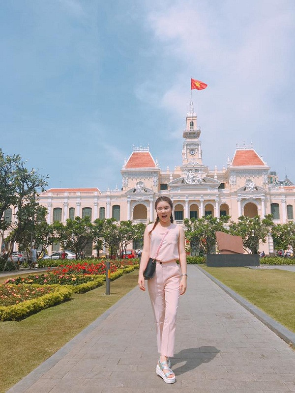 Xây dựng kênh Youtube từ 25/1/2016, đến nay Cheri Hyeri có hơn 250.000 subcribe và hàng chục triệu lượt xem.