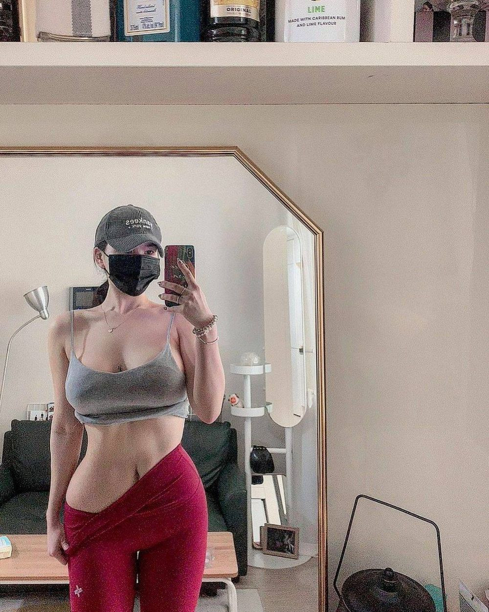 Vóc dáng hiện tại của Ness là kết quả của nỗ lực rèn luyện chăm chỉ.