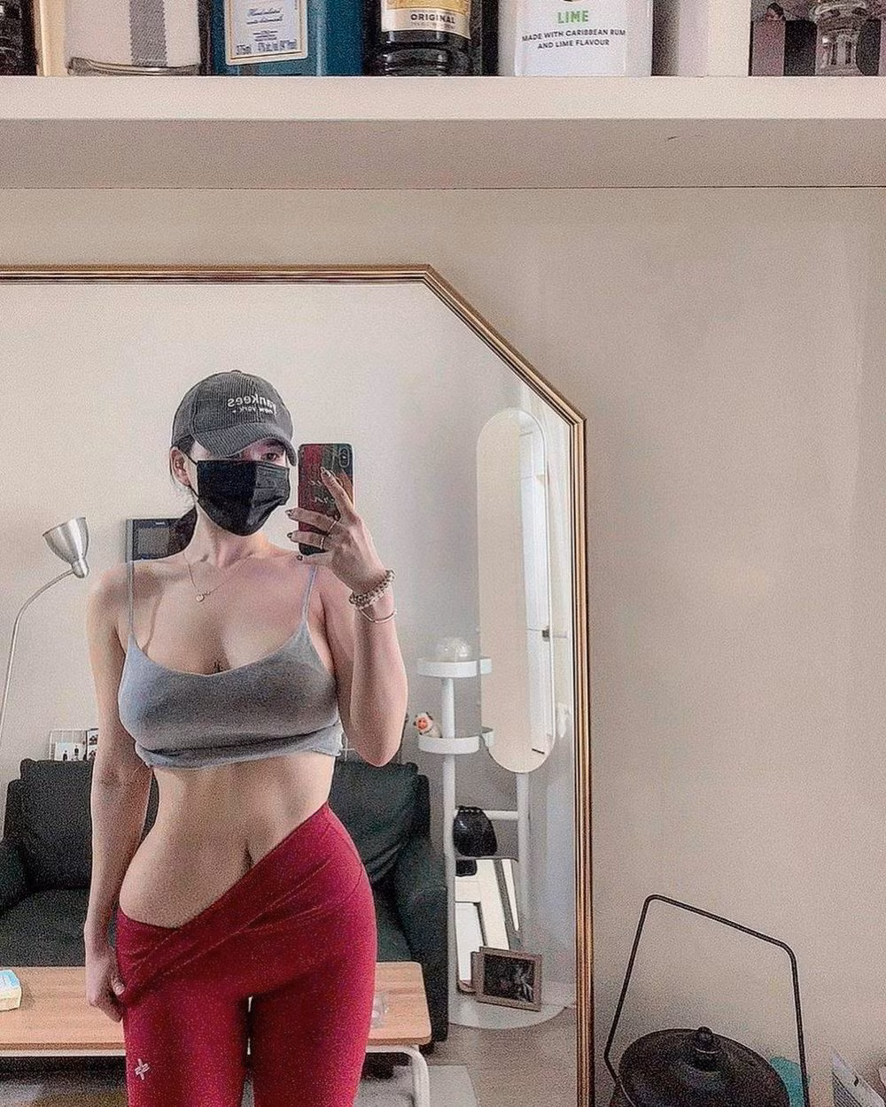 Vóc dáng hiện tại của Ness là kết quả của nỗ lực rèn luyện chăm chỉ.