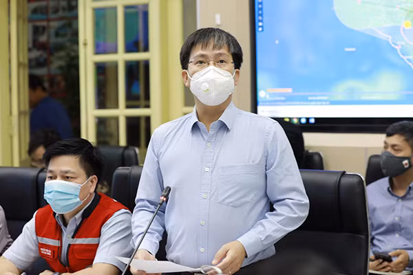 Bao so 5 du kien do bo sang mai, nguy co ngap lut o 40 huyen mien Trung