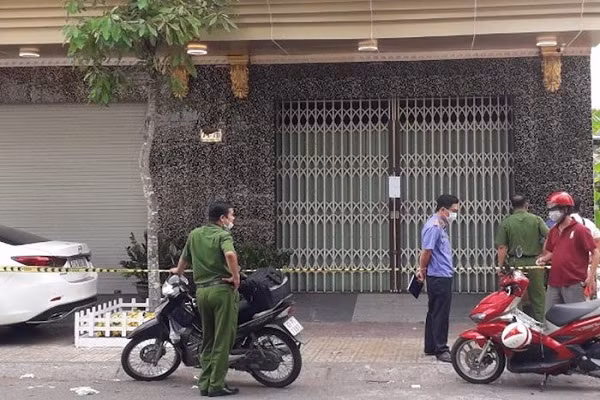 20 nguoi o quan karaoke X.O duong tinh voi ma tuy