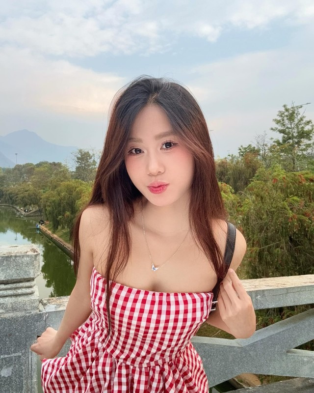 Phanh Nè từng chia sẻ sự bất an của cô trên sóng VTV rằng: "Mình thấy rất hoang mang, hoảng loạn và sợ hãi, chỉ biết ngồi 1 chỗ khóc và suy nghĩ. Mình cũng không ăn không ngủ được. Mình và gia đình bị chỉ trích, tấn công và nguyền rủa...