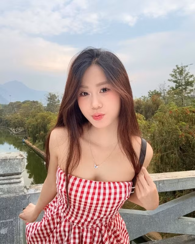 Phanh Nè từng chia sẻ sự bất an của cô trên sóng VTV rằng: "Mình thấy rất hoang mang, hoảng loạn và sợ hãi, chỉ biết ngồi 1 chỗ khóc và suy nghĩ. Mình cũng không ăn không ngủ được. Mình và gia đình bị chỉ trích, tấn công và nguyền rủa...