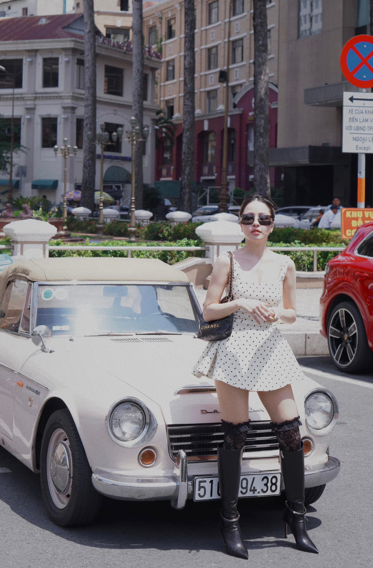 Dù nhận được câu hỏi của netizen nhưng về phía Trâm Anh, cô nàng vẫn giữ im lặng về tình yêu hiện tại của mình.