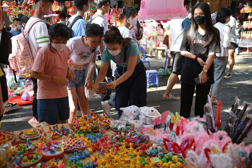 Do choi Trung thu va man 