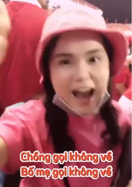 Cụ thể, vợ Duy Mạnh đã đăng tải clip "đu trend" của TikTok với "Thử thách 6 ngày 6 đêm đi bão", bà xã Duy Mạnh đăng clip tuyên bố: "Chồng gọi không về. Bố mẹ gọi không về. Con gọi không về".