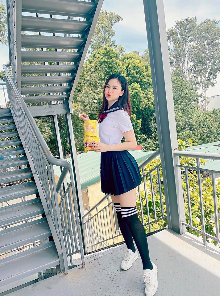 Ngoài yêu cầu kiểm tra thân nhiệt hàng ngày và quy định về việc không được rời khỏi khu cách ly, Đào Lan Phương nhận được chế độ chăm sóc chu đáo.