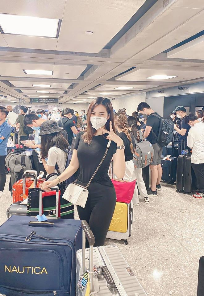 Đào Lan Phương từng tham gia giải Siêu mẫu Việt Nam năm 2004. Cô nàng này được biết đến là con dâu tỷ phú Hoàng Kiều khi kết hôn với doanh nhân Sammy Hoàng.