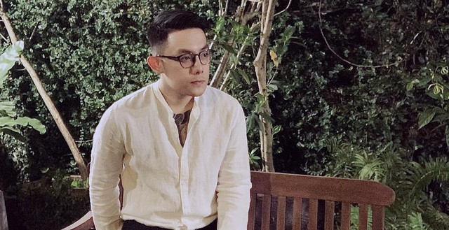 Các đường nét trên gương mặt Đông Khuê cũng được nhận xét là "dậy thì thành công".