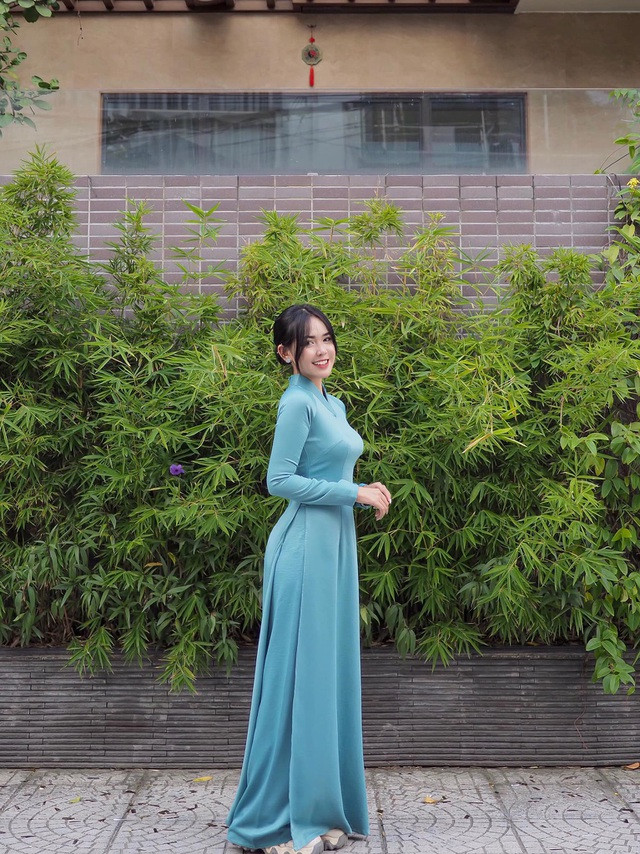 Trong quan điểm của Ngọc Yến, tình yêu không nhất thiết phải đặt ra bất cứ hình mẫu lý tưởng nào. Bởi vì khi đã yêu ai đó thì mọi hình mẫu ban đầu đều không còn quan trọng nữa.