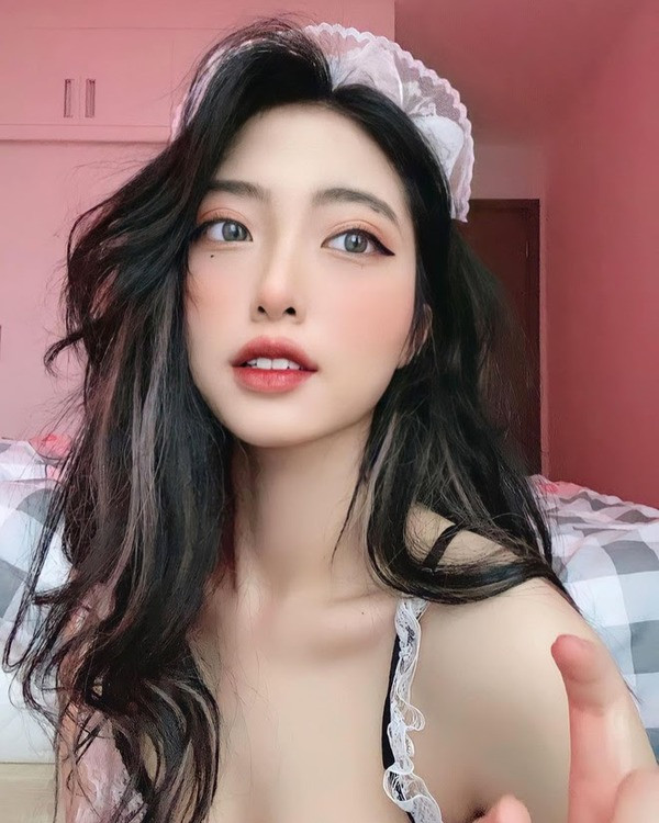 Kênh TikTok của Zika Hila được nhiều người theo dõi.