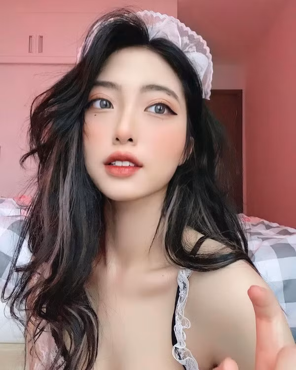 Kênh TikTok của Zika Hila được nhiều người theo dõi.