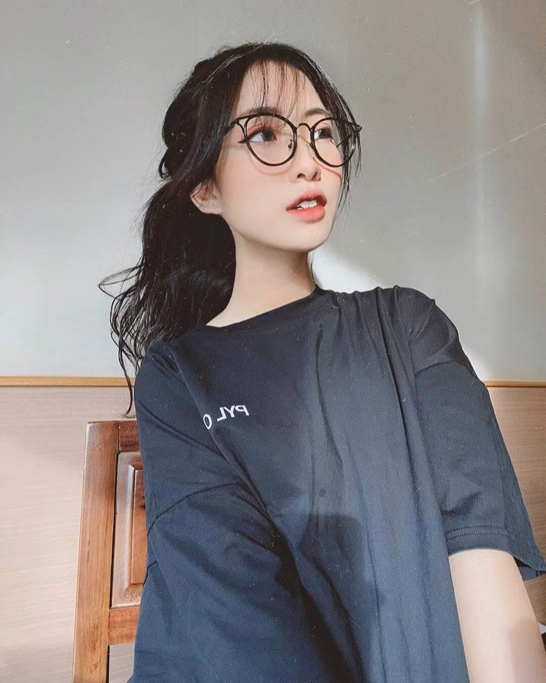 Chia sẻ về điều này, Lan Hương cảm thấy rất vui và hạnh phúc vì được nhiều người yêu mến, trong tương lai cô nàng sẽ dần hoàn thiện bản thân mình hơn nữa.