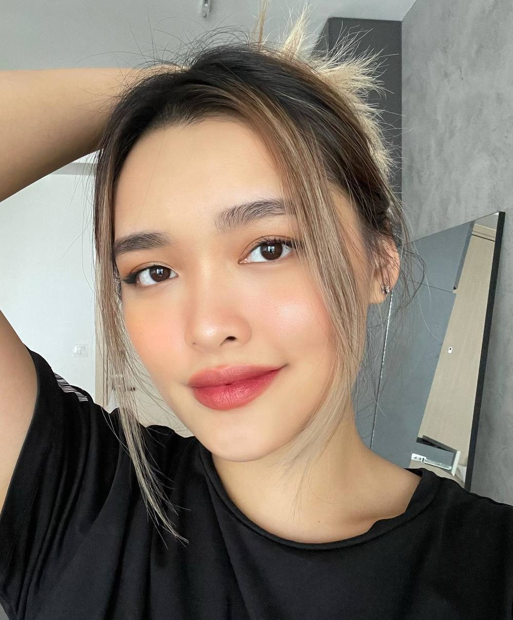 Nhắc đến sự nghiệp TikTok, Linda Ngô cho biết ban đầu chỉ đơn thuần là tự phát, làm cho vui. Cụ thể, cô và bạn trai là Phong Đạt thường quay những video ngắn bắt trend cũng như lưu lại khoảnh khắc ngọt ngào, thế nhưng không ngờ lại nhận được sự ủng hộ của nhiều người đến vậy.