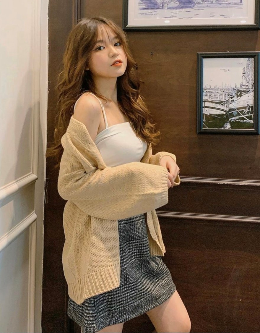 Thanh Thủy từng là nàng hot girl nổi danh cộng đồng mạng vì sở hữu gương mặt xinh như búp bê.