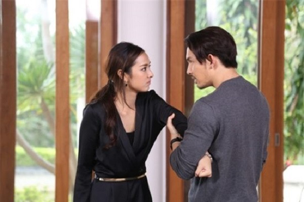 Chong mia mai toi thua kem nguoi giup viec, 3 thang sau 