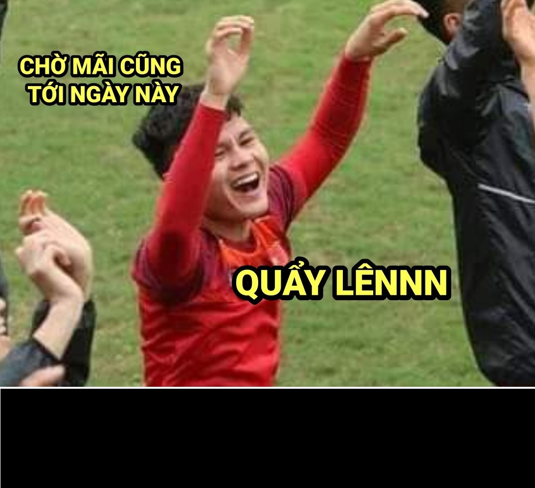 Và cuối cùng chiến thắng 2-0 trước Lào mang lại cảm giác ăn mừng chiến thắng cho NHM đội tuyển Việt Nam suốt nửa năm trời.