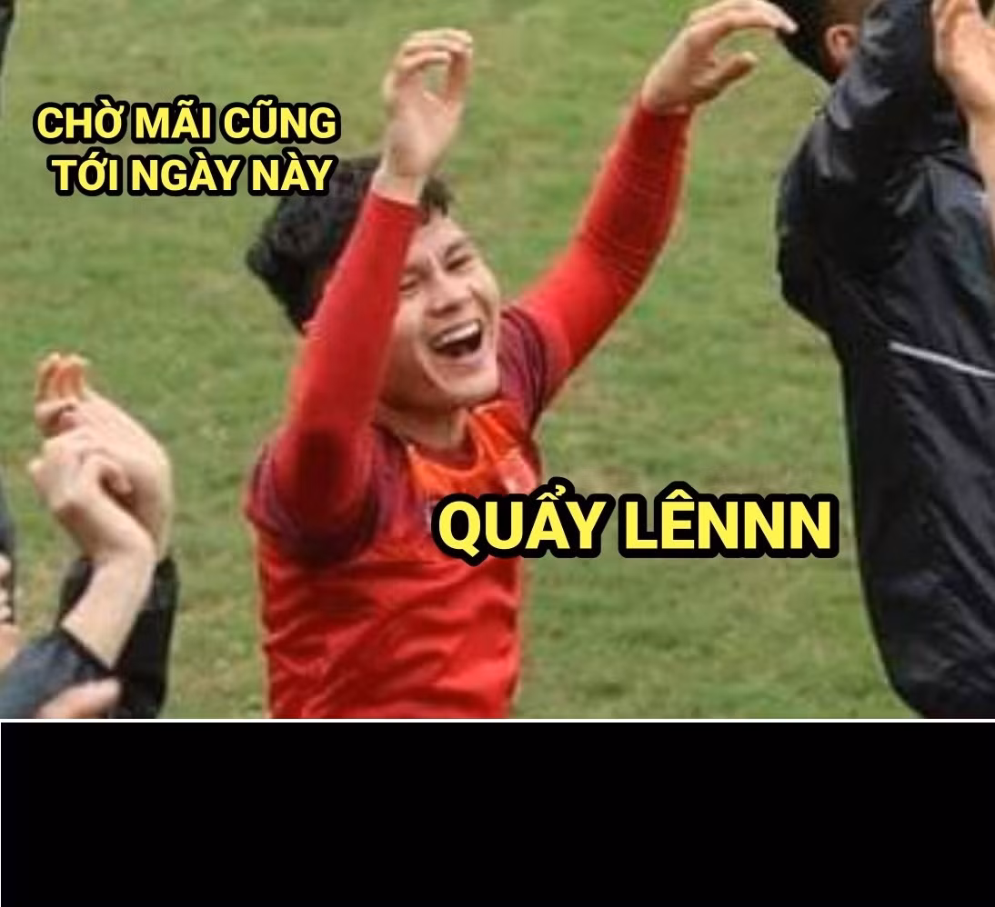 Và cuối cùng chiến thắng 2-0 trước Lào mang lại cảm giác ăn mừng chiến thắng cho NHM đội tuyển Việt Nam suốt nửa năm trời.