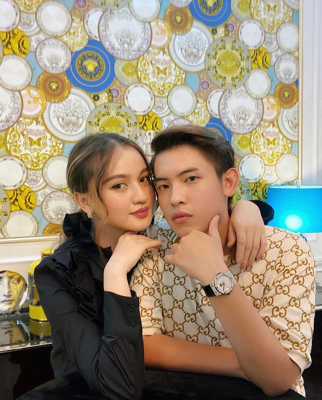 Kể từ khi công khai chuyện tình ngọt ngào với thiếu gia Sài thành - Hoàng Đình Khang, hot girl Mai Tây (tên thật: Nguyễn Tuý Xuân Mai, SN 2000) đã ít xuất hiện với vai trò mẫu ảnh.