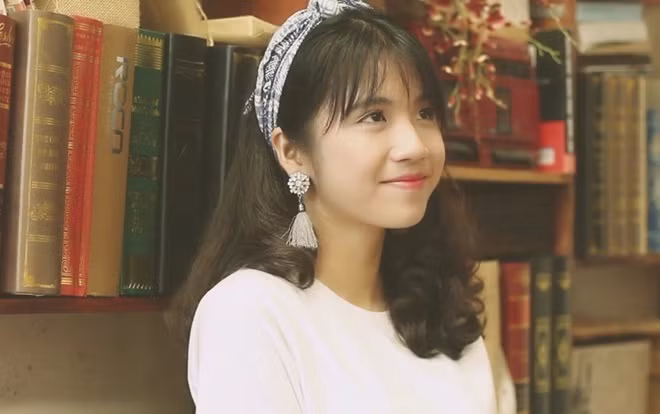 Sau khi mọi chuyện được giải quyết ổn thỏa, Lan Thy lên đường đi du học nhưng "hot girl ống nghiệm" chẳng thể ngờ sự việc lại bị dân mạng nhắc đến mỗi năm.