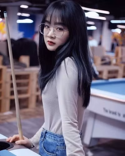 Sau khi đoạn clip gây tranh cãi lớn, Gấm Kami đã xóa clip khỏi TikTok nhưng vẫn giữ trên trang Fanpage cá nhân.