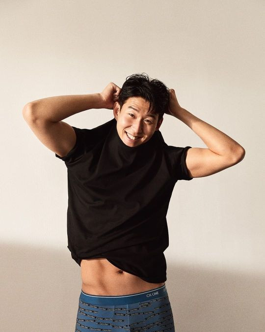 Cuối tuần này, "Gà trống" làm khách trên sân của Wolves vòng 26 Ngoại hạng Anh.