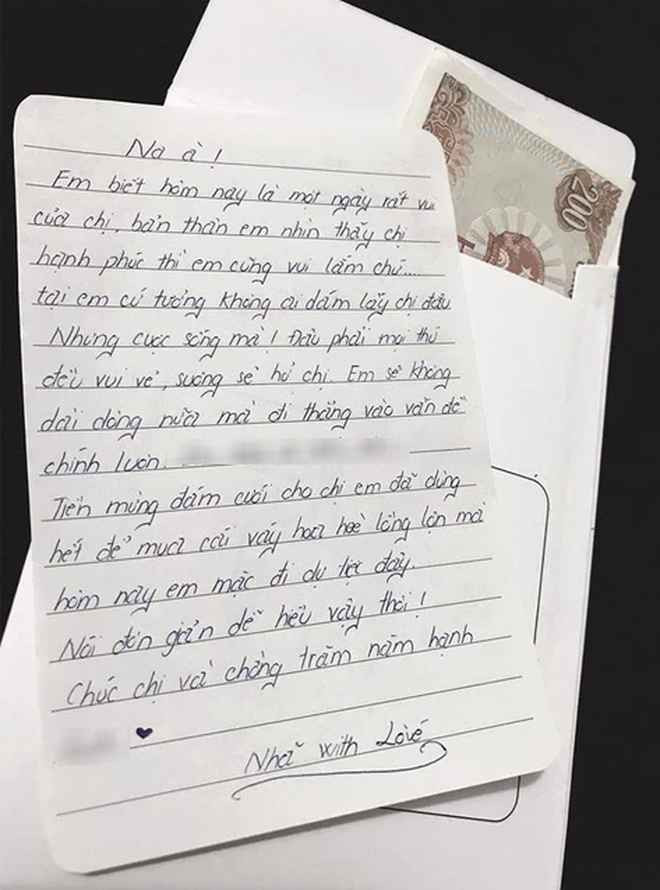 Để nói về khoản lầy lội thì có lẽ không ai bằng người bạn thân của chúng ta. Ví dụ điển hình chính là màn mừng cưới của cô gái tên Thanh Nhã (sống ở TP.HCM) từng khiến nhiều người phì cười.