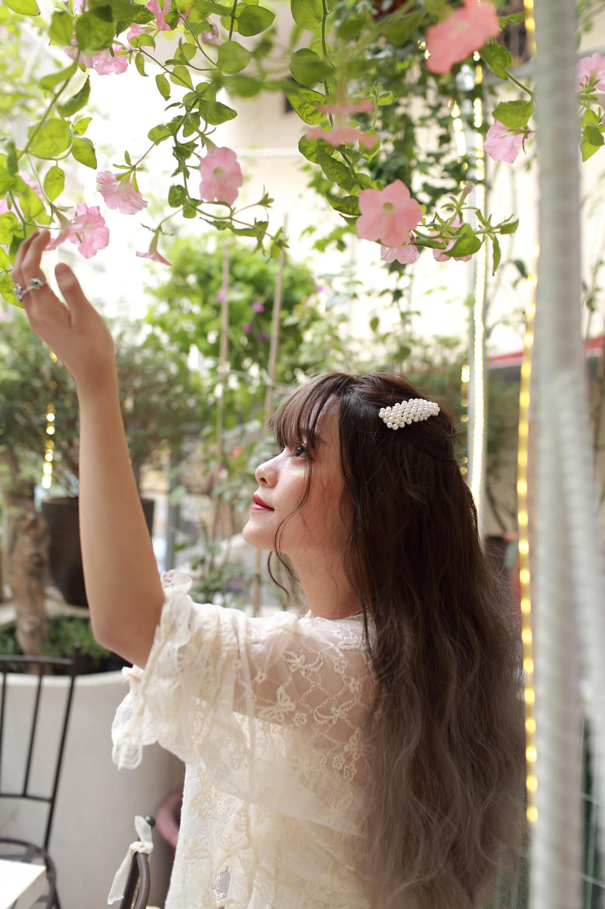 Từng trải qua thời gian vất vả để tìm chỗ đứng trong ngành, Min Chang hiểu rõ những khó khăn mà các bạn trẻ gặp phải trong quá trình theo đuổi đam mê.