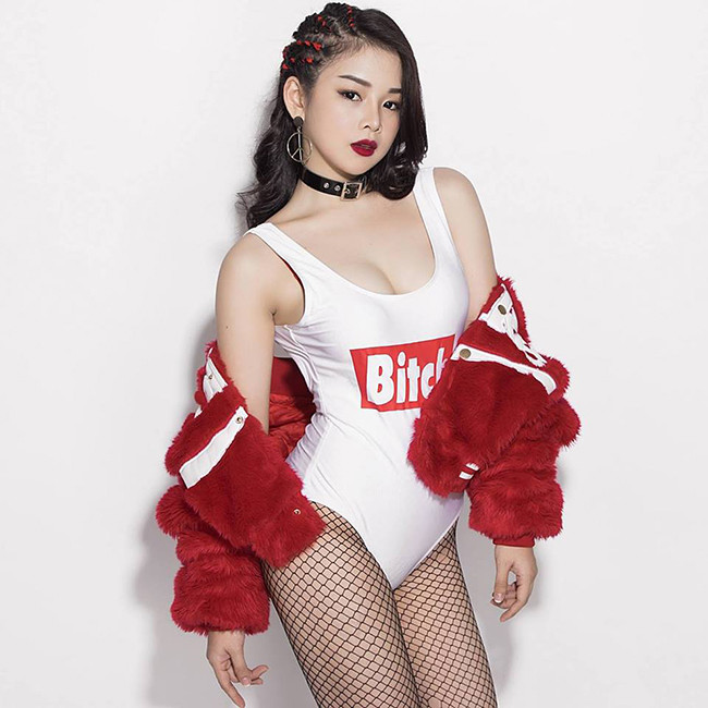 Về lý do thực hiện bộ ảnh, Mie cho hay muốn bản thân có nhiều màu sắc hơn chứ không hề thay đổi phong cách gì khác.