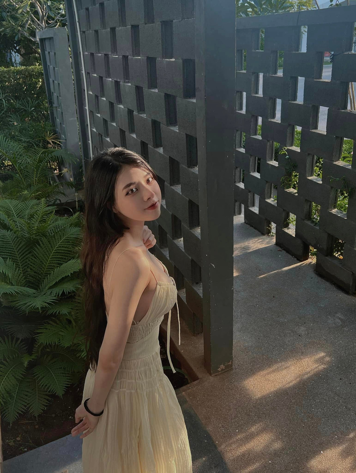 Để có được sự nghiệp rạng rỡ như vậy, Bích Hạnh không ngại học hỏi điều mới, chăm chỉ trau dồi kiến thức và kinh nghiệm.