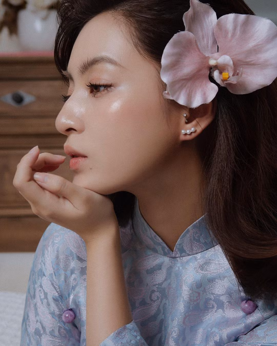 Nguyễn Lâm Thảo Tâm nổi tiếng trên mạng xã hội từ thời phổ thông với tính cách năng động và thành tích học tập đáng nể.