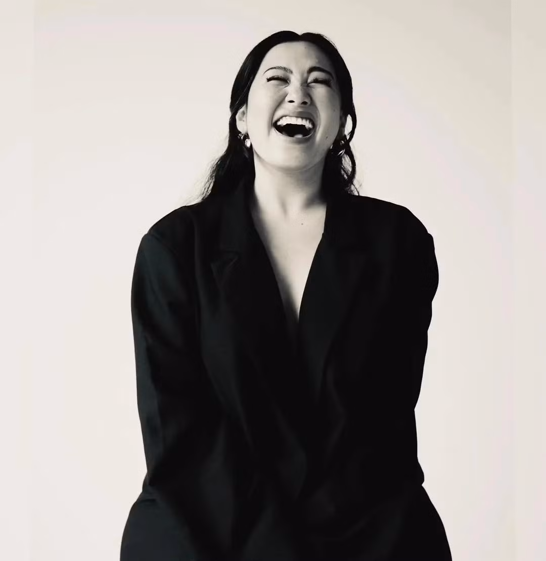 Trong cuộc phỏng vấn với The Garnette Report, Kim cho biết khi còn nhỏ cô đã phải vật lộn để tìm thấy đam mê của mình.