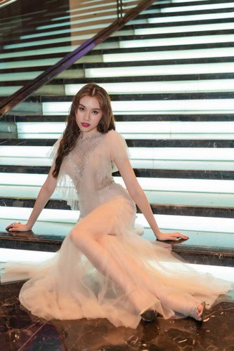 Vốn có tỷ lệ hình thể cân đối, chân dài đắt giá nên tập luyện với Thanh Thanh Huyền là để có cơ thể dẻo dai hơn. Đặc thù công việc là người dẫn chương trình, nên sức khoẻ dẻo dai giúp ích rất nhiều cho cô.