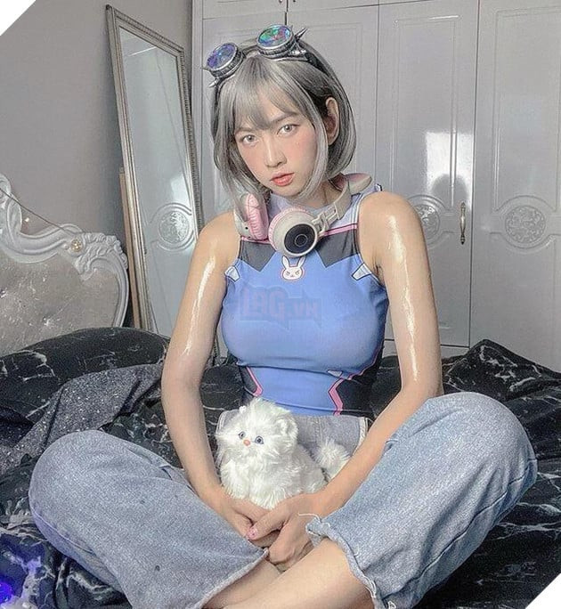 Trong vòng một năm nay, người hâm mộ chứng kiến bước chuyển mình của Lê Bống bắt đầu khi cô bước chân vào những lĩnh vực mới, trong đó có MC truyền hình.