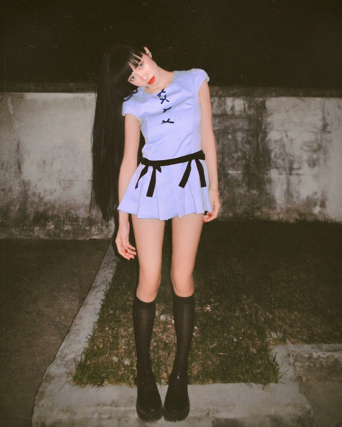 Trang phục ưa thích của Pattaraporn Rungsuksud là bó sát, siêu ngắn, thu hút sự chú ý của mọi người.