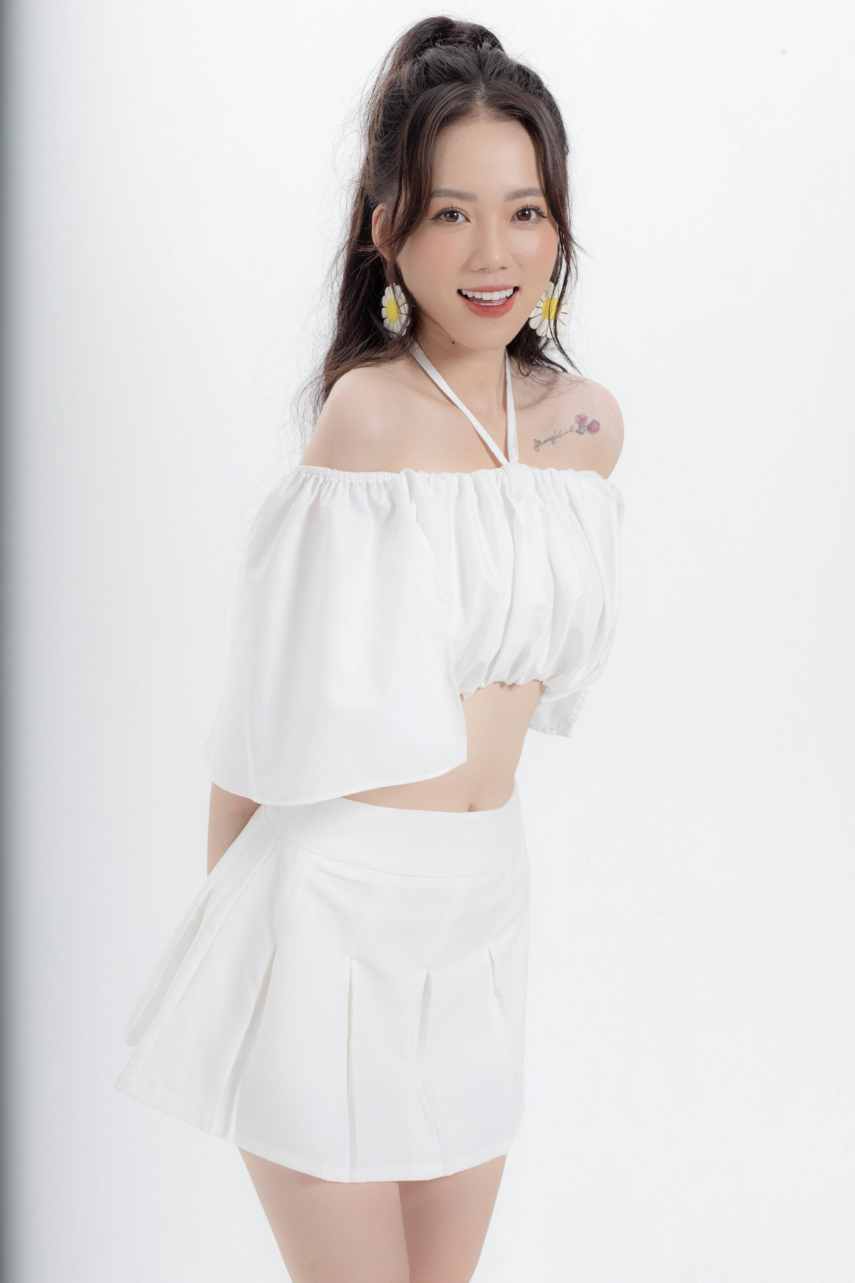 Những livestream của Mèo giờ đây không chỉ mang đến niềm vui giải trí mà còn truyền tải những thông điệp tích cực, giúp người xem cảm thấy được an ủi và động viên.