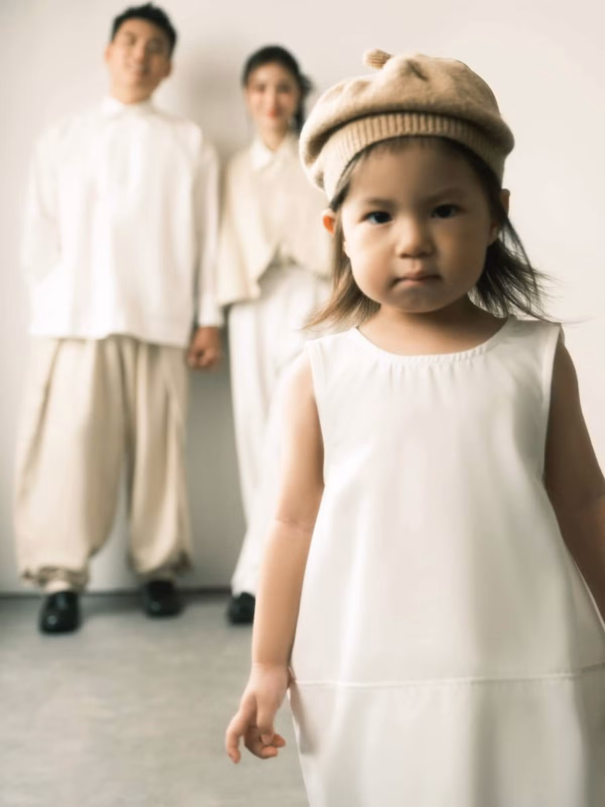 Sau một lúc làm quen "thế lực nhí" khuynh đảo cõi mạng thời qua bắt đầu có những diễn xuất đầu tiên.