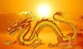 Tuổi Thìn: Tăng tiến vượt bậc về mặt sự nghiệp,con đường quan lộ thênh thang giúp Thìn đón nhận một tháng 5 như mơ. Những ai mà biết cách nắm bắt lấy thời điểm vàng này thì sẽ gặt hái được nghiệp lớn.